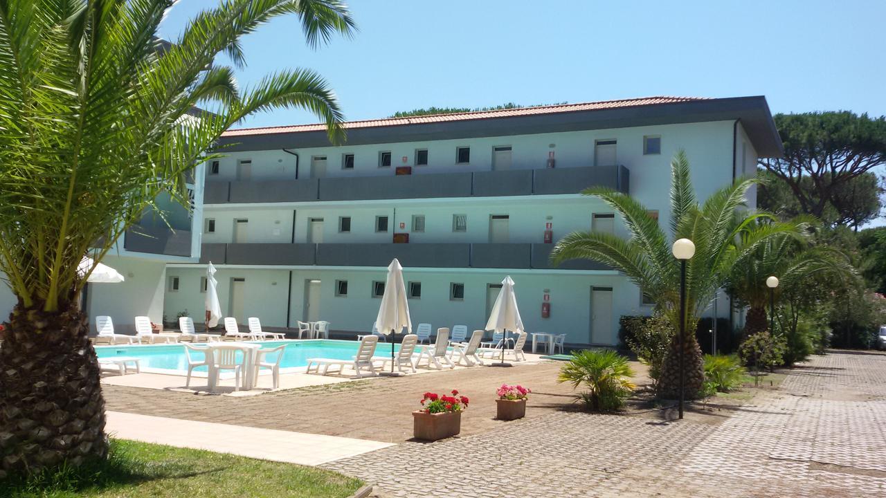 Residence Verde Pineta Principina a Mare Eksteriør billede